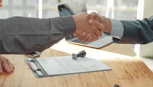 火配资 “消失”的村镇银行 合并重组加速